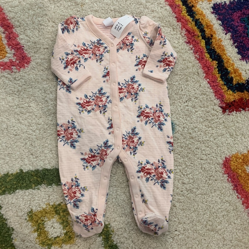 GAP footies